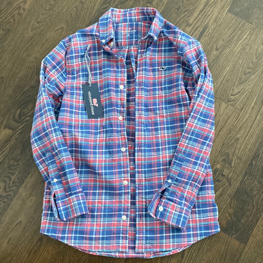 Vineyard vines plaid button down